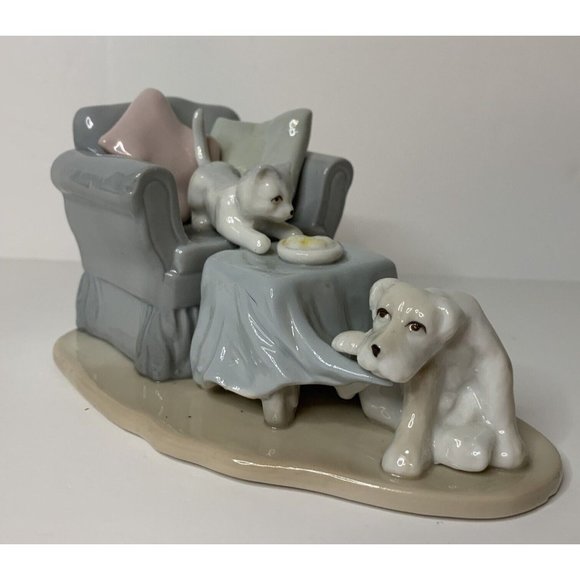 Vintage Home Buddies-Chow Time-Porcelain Figurine 5 1/2"-Simson Giftware-Taiwan - Picture 1 of 6